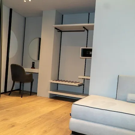 Hotel Center 4*