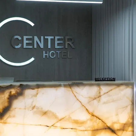 Center 4*