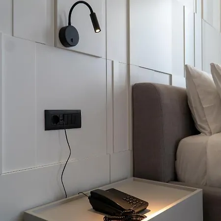 Center Hotel Sarandë