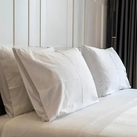 Center Hotel Sarande