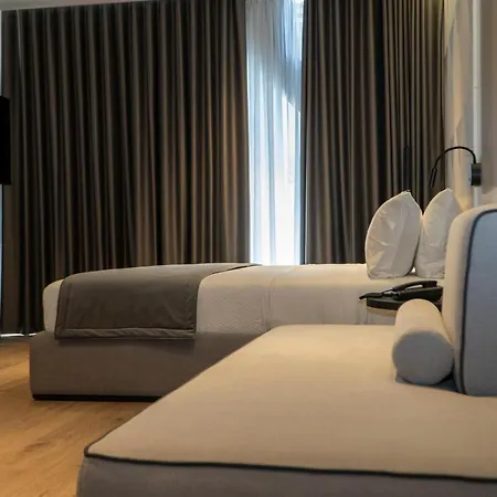 Center 4* Saranda