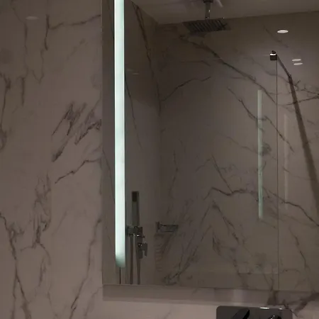 Hotel Center 4*