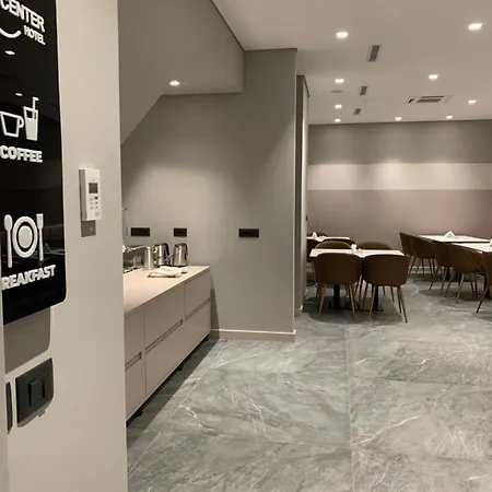 Center Hotel Sarande