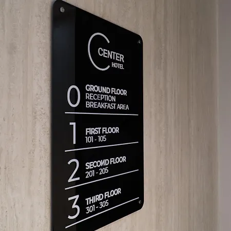 Center 4*